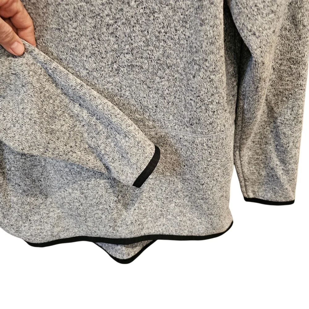 Nike Women's Heather Gray Summit Hooded Pullover